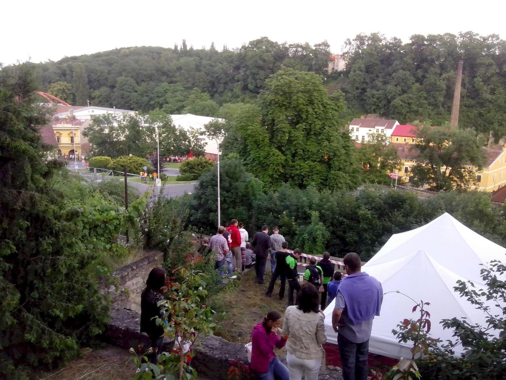 Hotel Zlaty Kohout Млада-Болеслав Екстер'єр фото